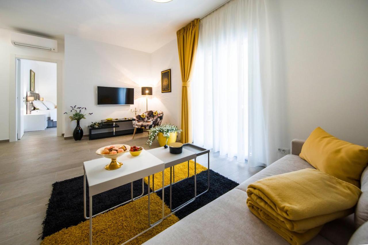 Amaris Luxury Lägenhet *
