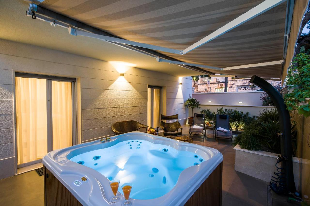 Amaris Luxury Lägenhet *